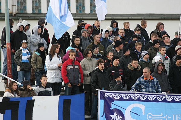 gornik-wabrzych-wygrywa-w-pikarskiej-swietej-wojnie-12302