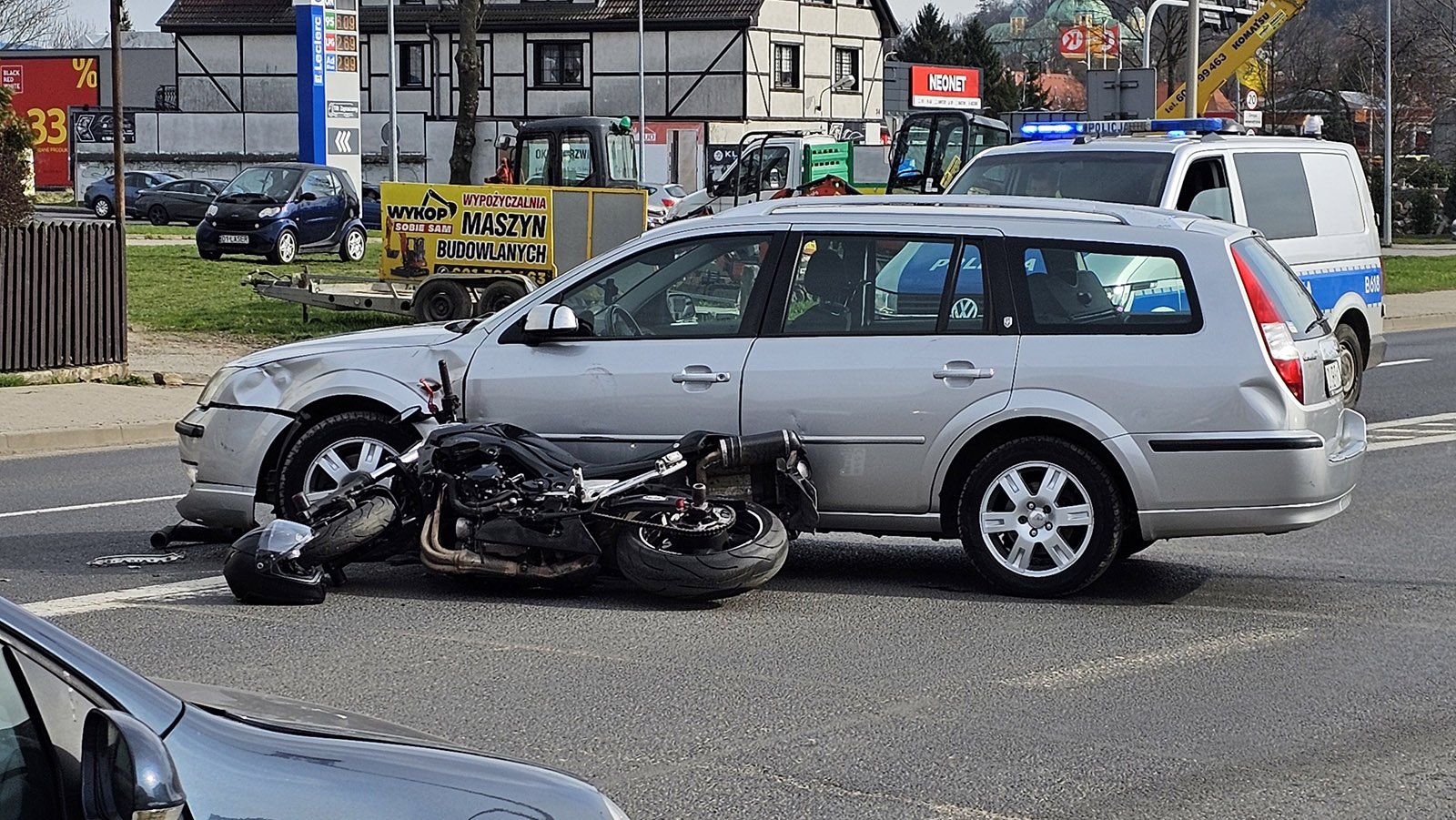 motor-zderzy-sie-z-osobowka-123096