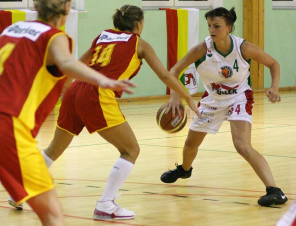 Monika Samiec starała się w meczu ze Ślęzą kierować grą koleżanek