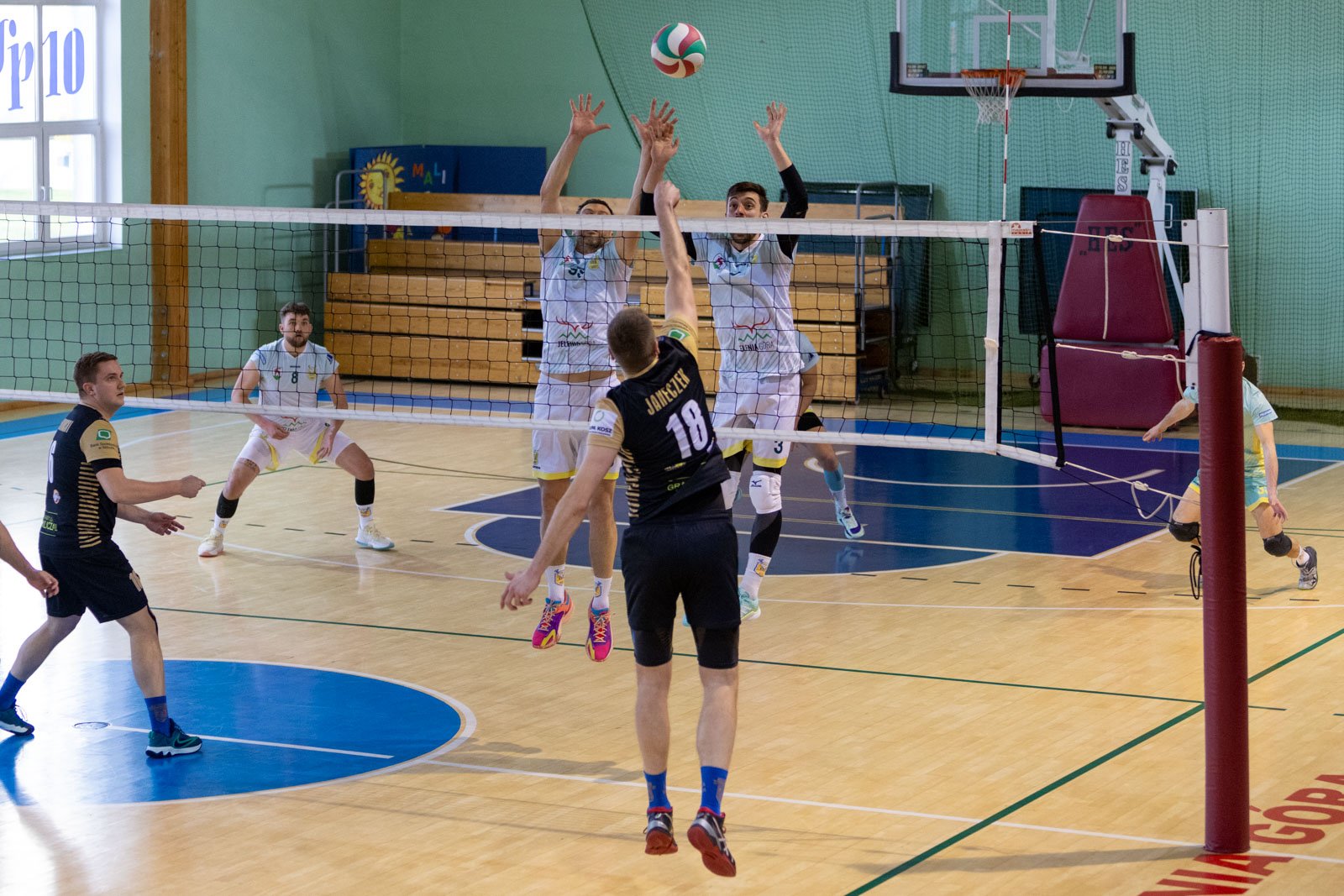 bolesna-porazka-na-wasnym-parkiecie-123129