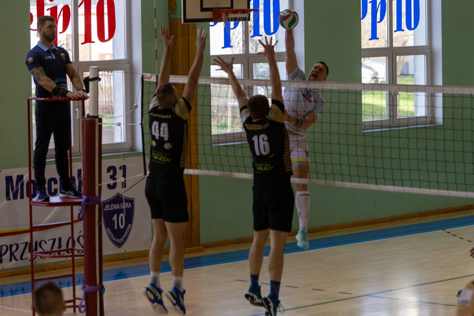 bolesna-porazka-na-wasnym-parkiecie-123129