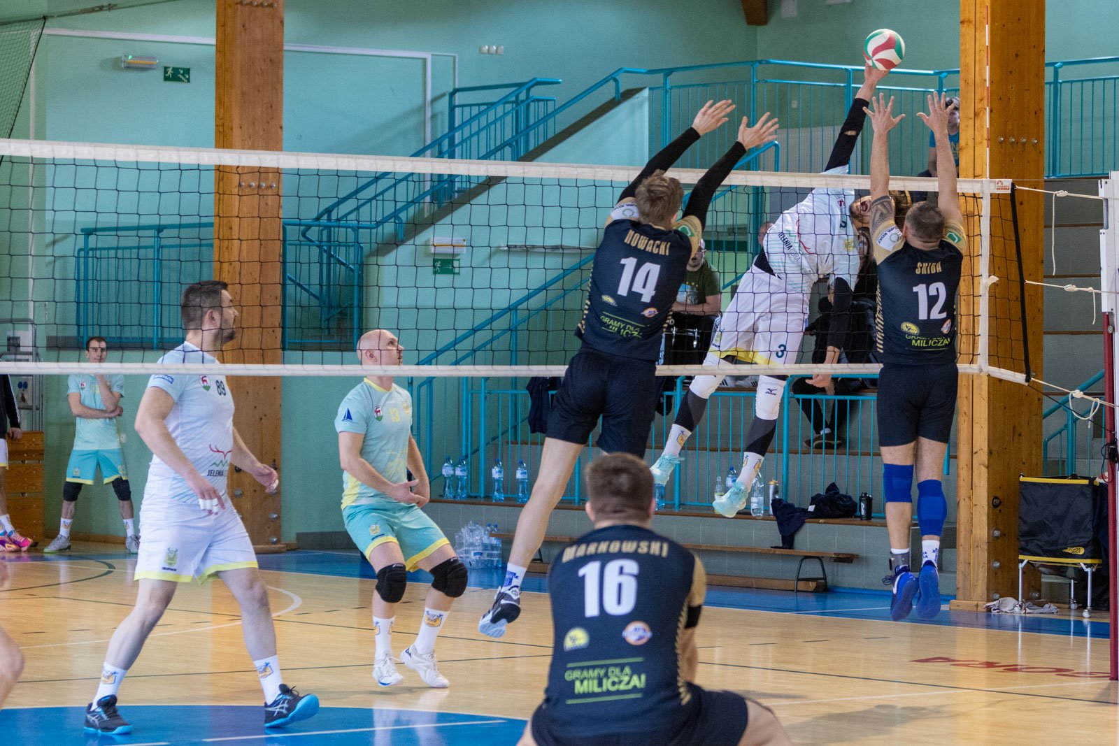 bolesna-porazka-na-wasnym-parkiecie-123129