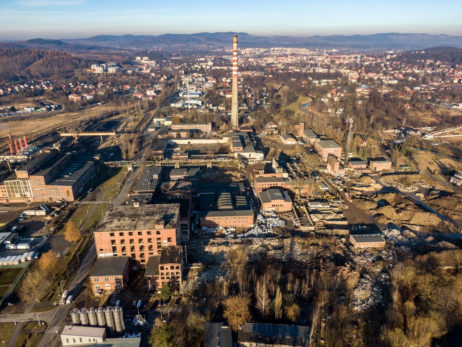 miasto-przejeo-czesc-dawnego-jelchemu-123189