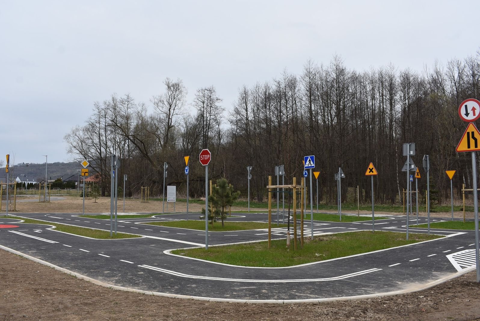 przy-stanicy-powstanie-brzozowy-zakatek-123258