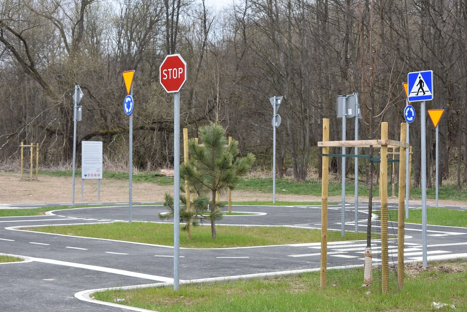 przy-stanicy-powstanie-brzozowy-zakatek-123258