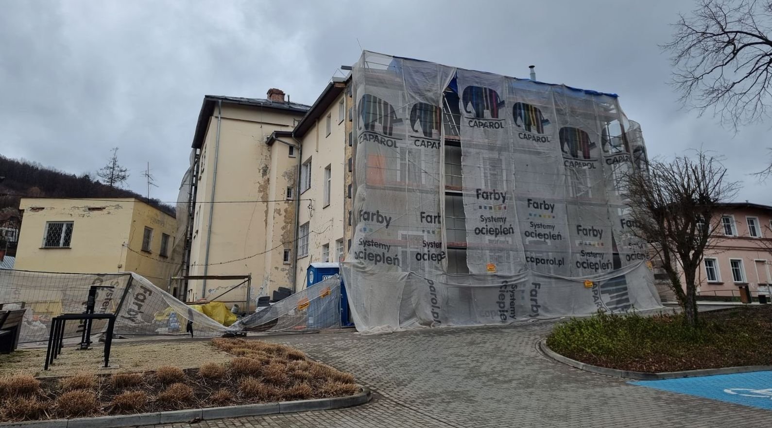 czas-na-remont-od-podworka-123397