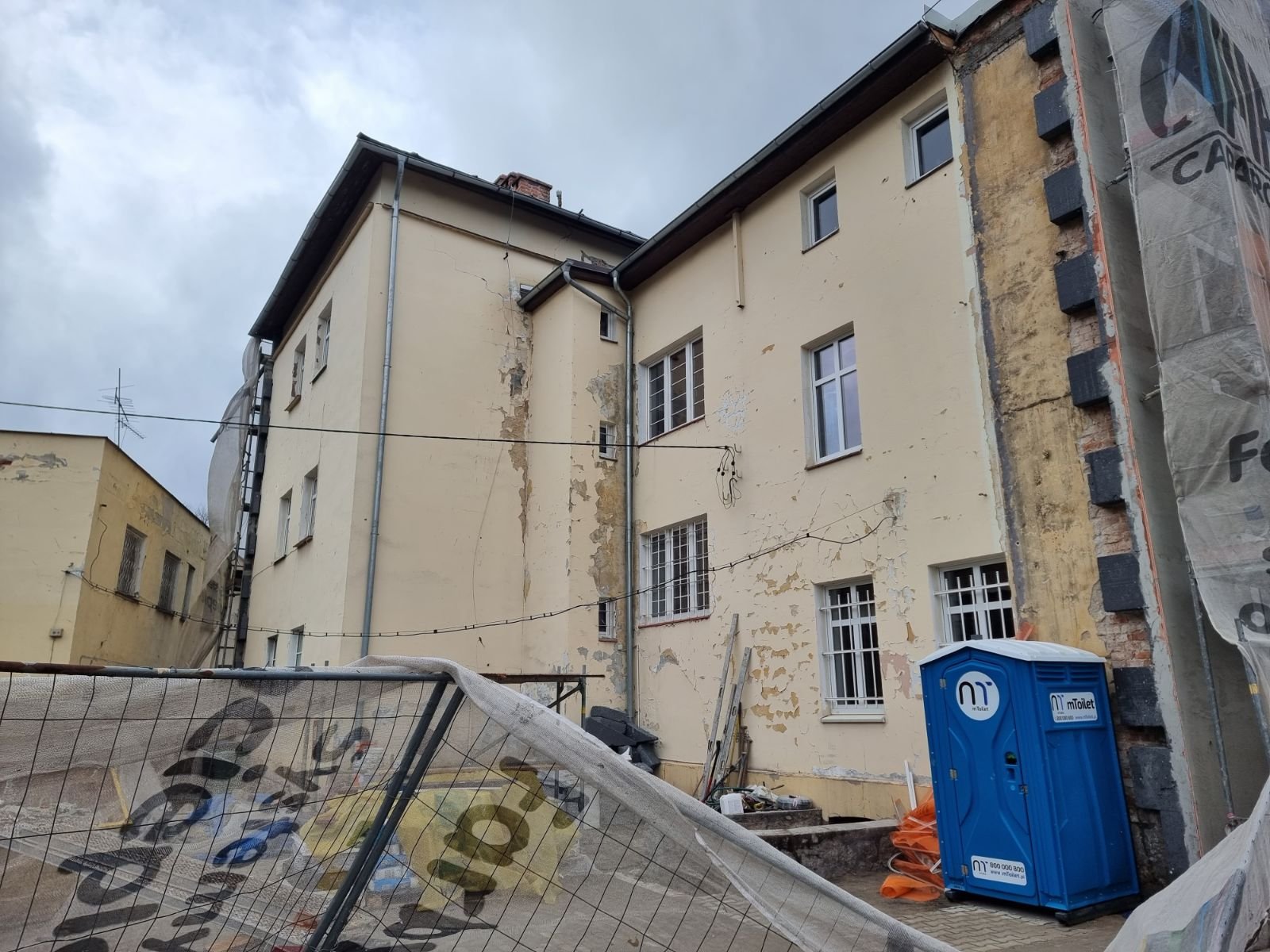 czas-na-remont-od-podworka-123397