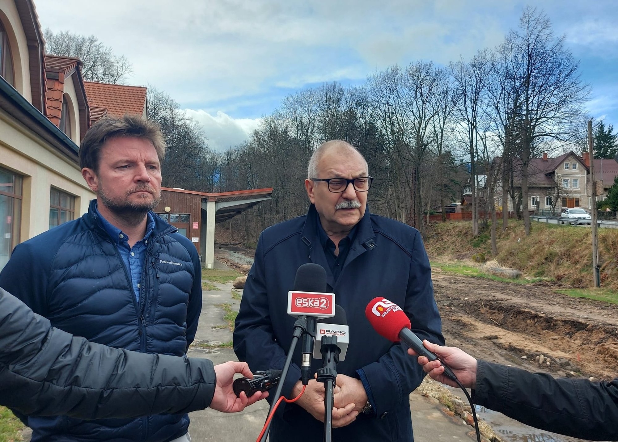 pociagiem-do-karpacza-juz-w-czerwcu-123440