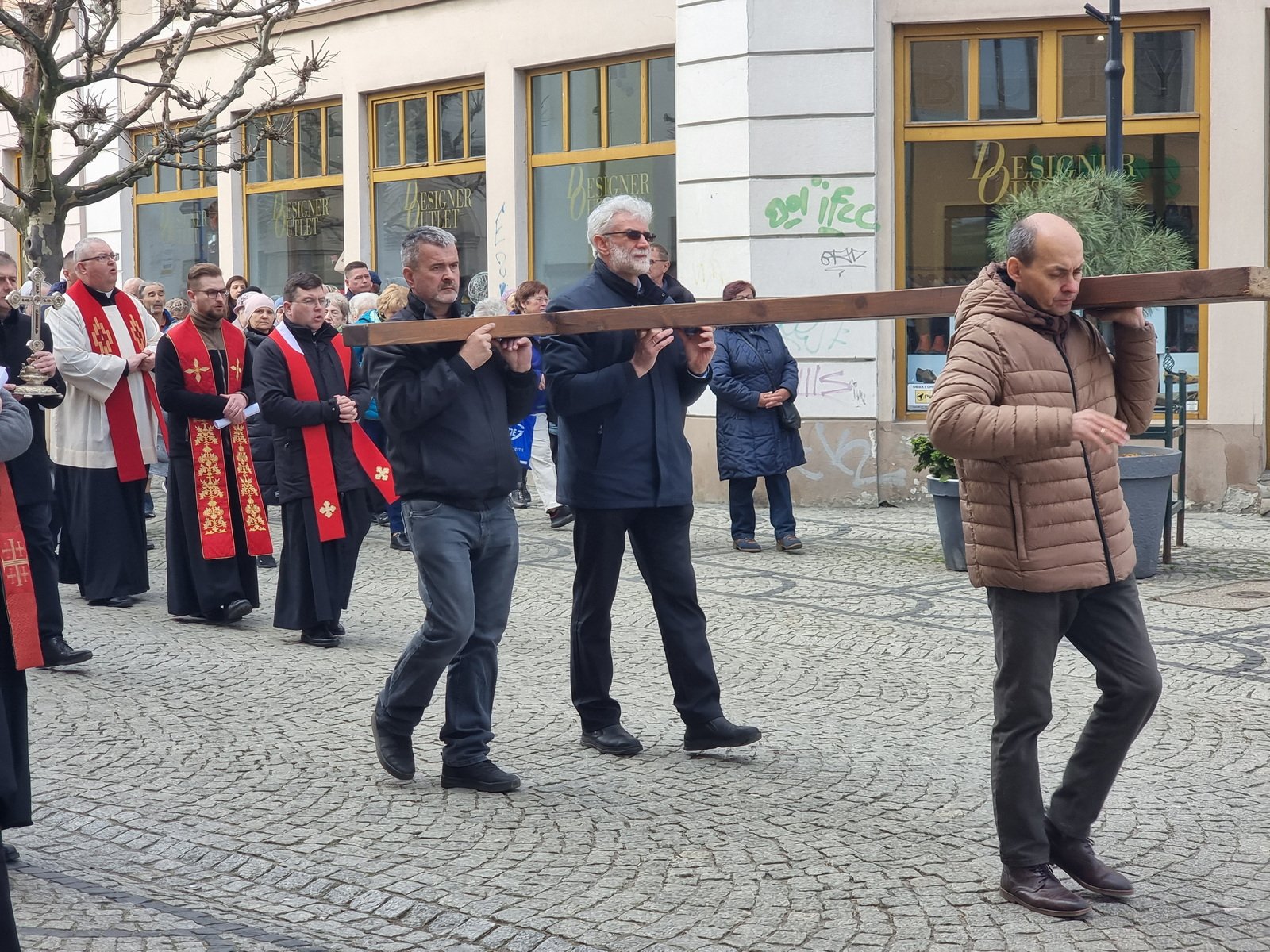 droga-krzyzowa-w-centrum-123464