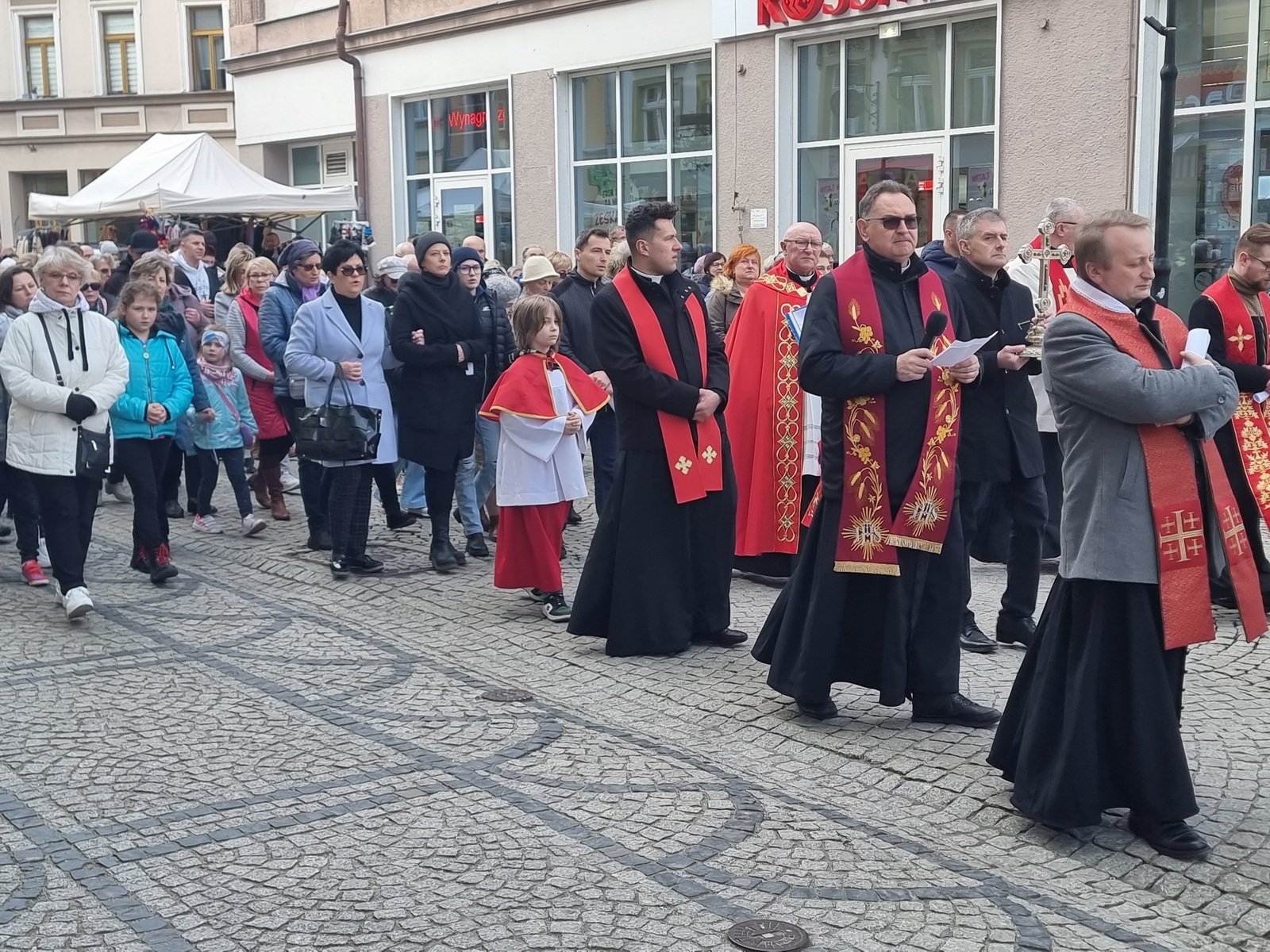 droga-krzyzowa-w-centrum-123464