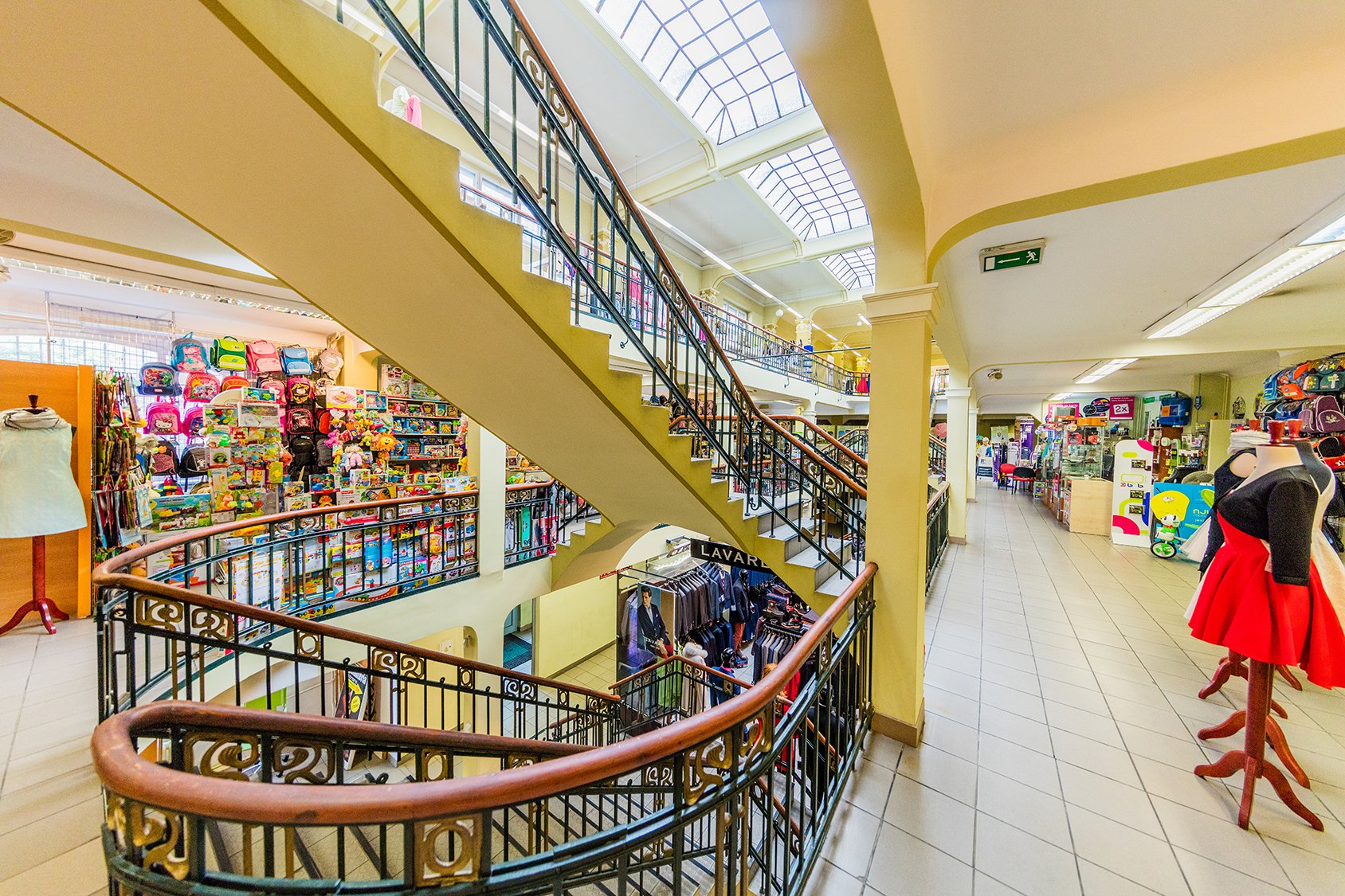 pierwsza-galeria-w-centrum-123523