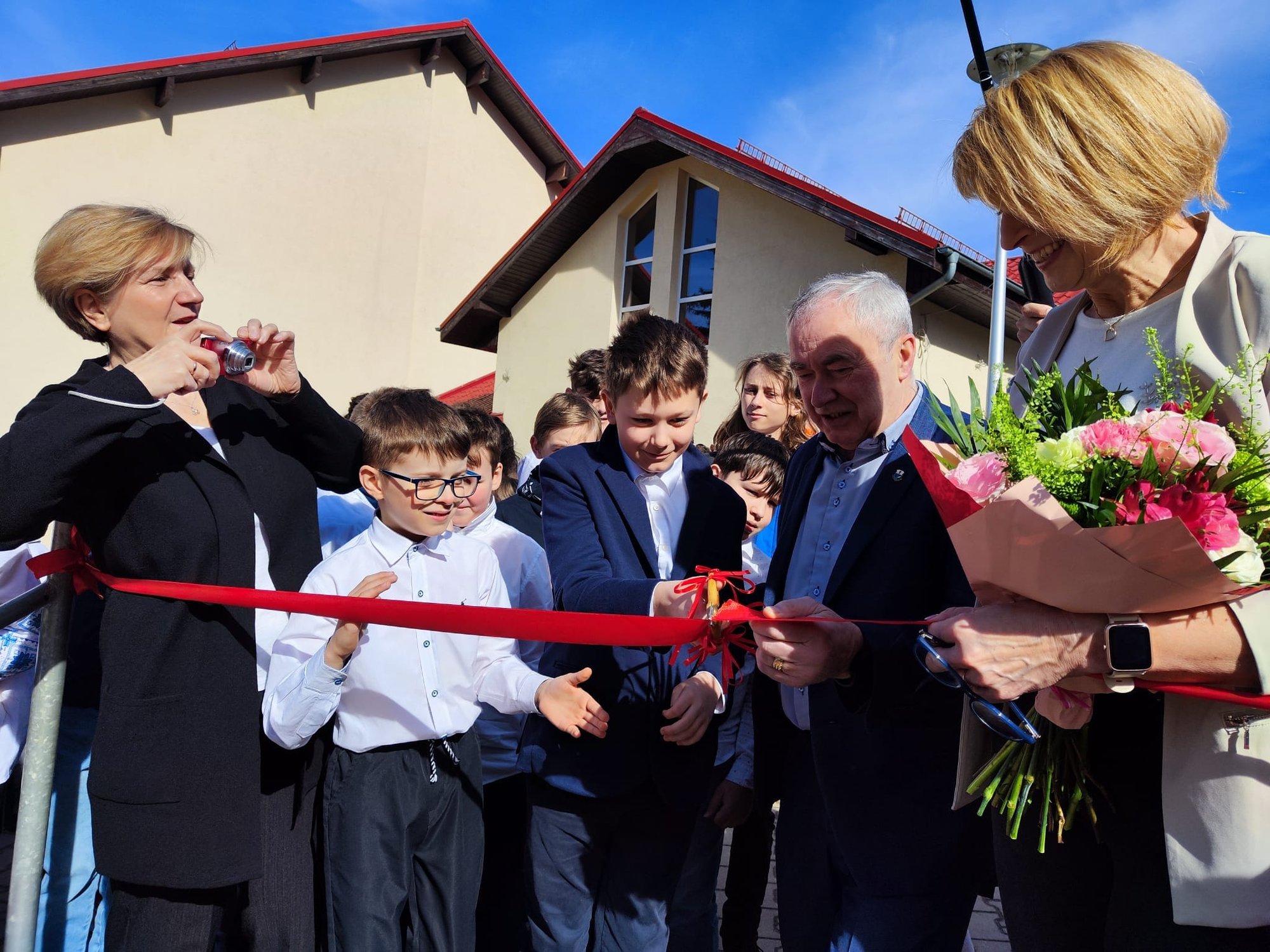 nowy-plac-zabaw-na-swieto-szkoy-123540