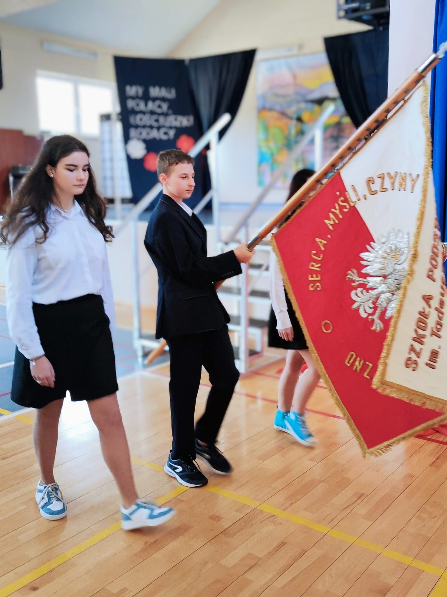 nowy-plac-zabaw-na-swieto-szkoy-123540
