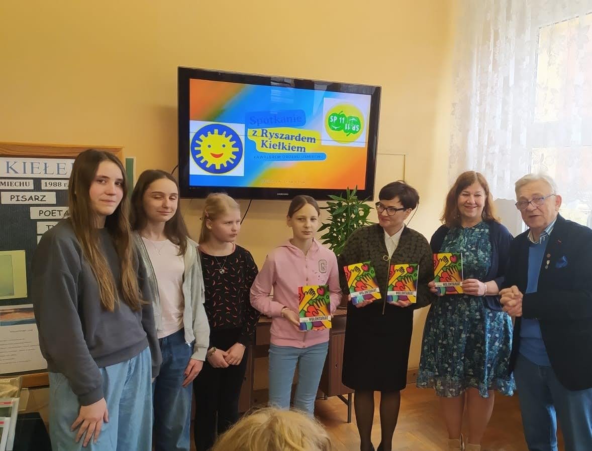 przyjaciel-szkoy-odwiedzi-uczniow-w-sp-11-123569