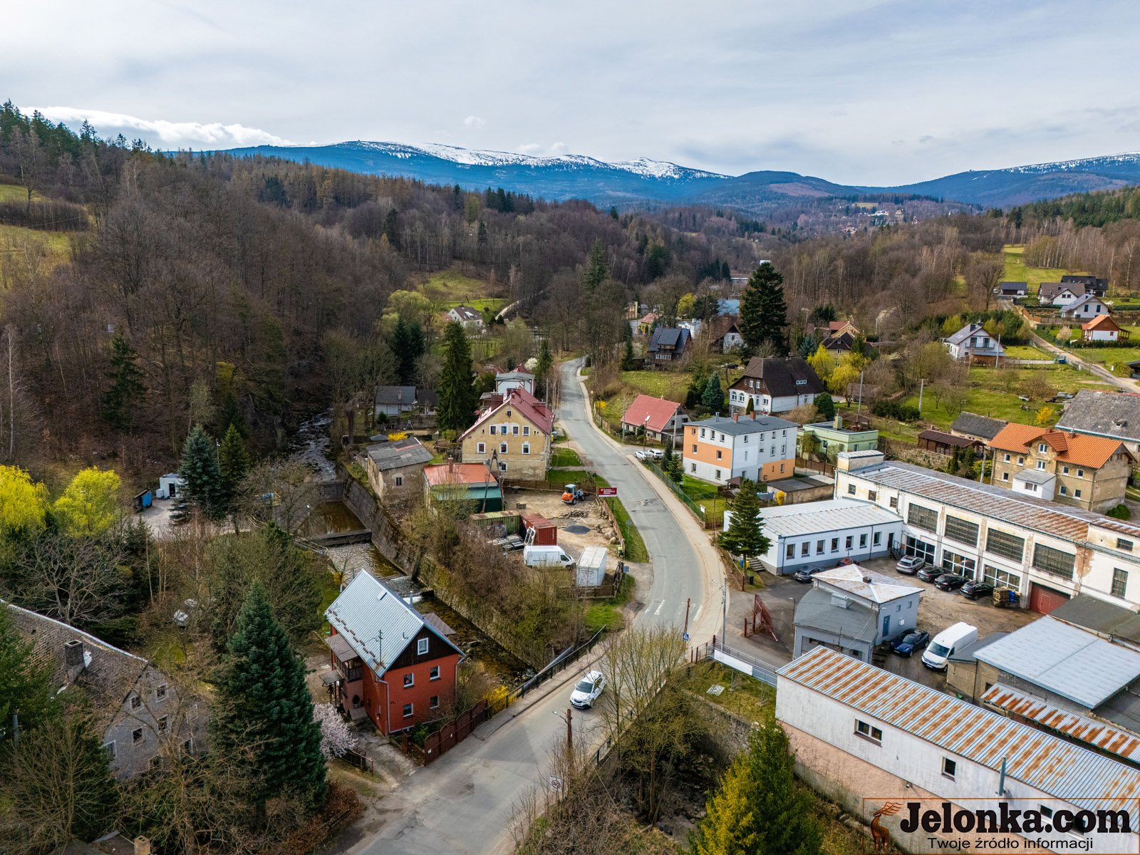 powiat-wyremontuje-dziurawa-droge-123584