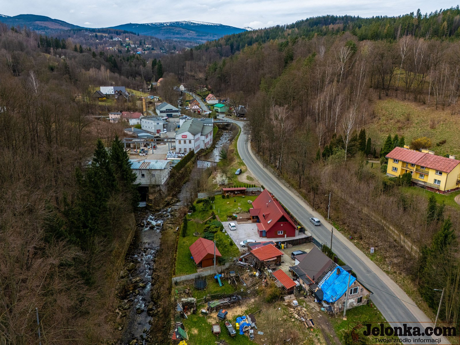 powiat-wyremontuje-dziurawa-droge-123584