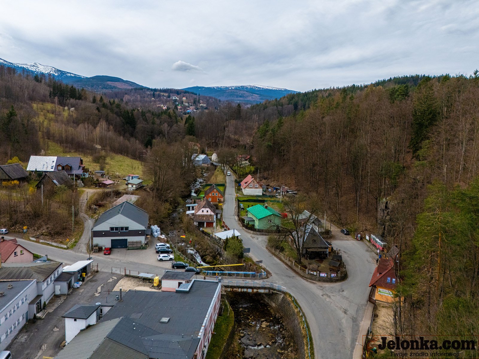powiat-wyremontuje-dziurawa-droge-123584