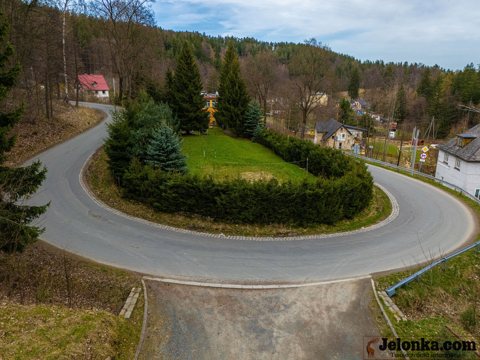 powiat-wyremontuje-dziurawa-droge-123584
