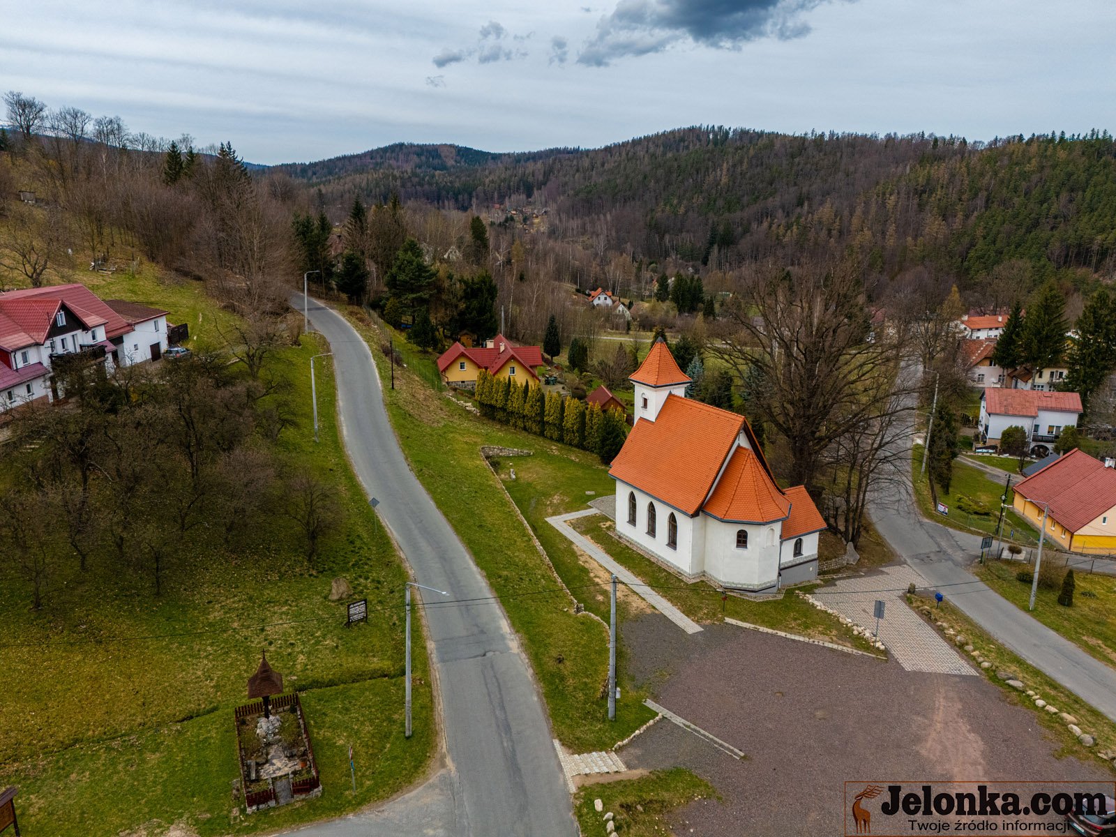 powiat-wyremontuje-dziurawa-droge-123584