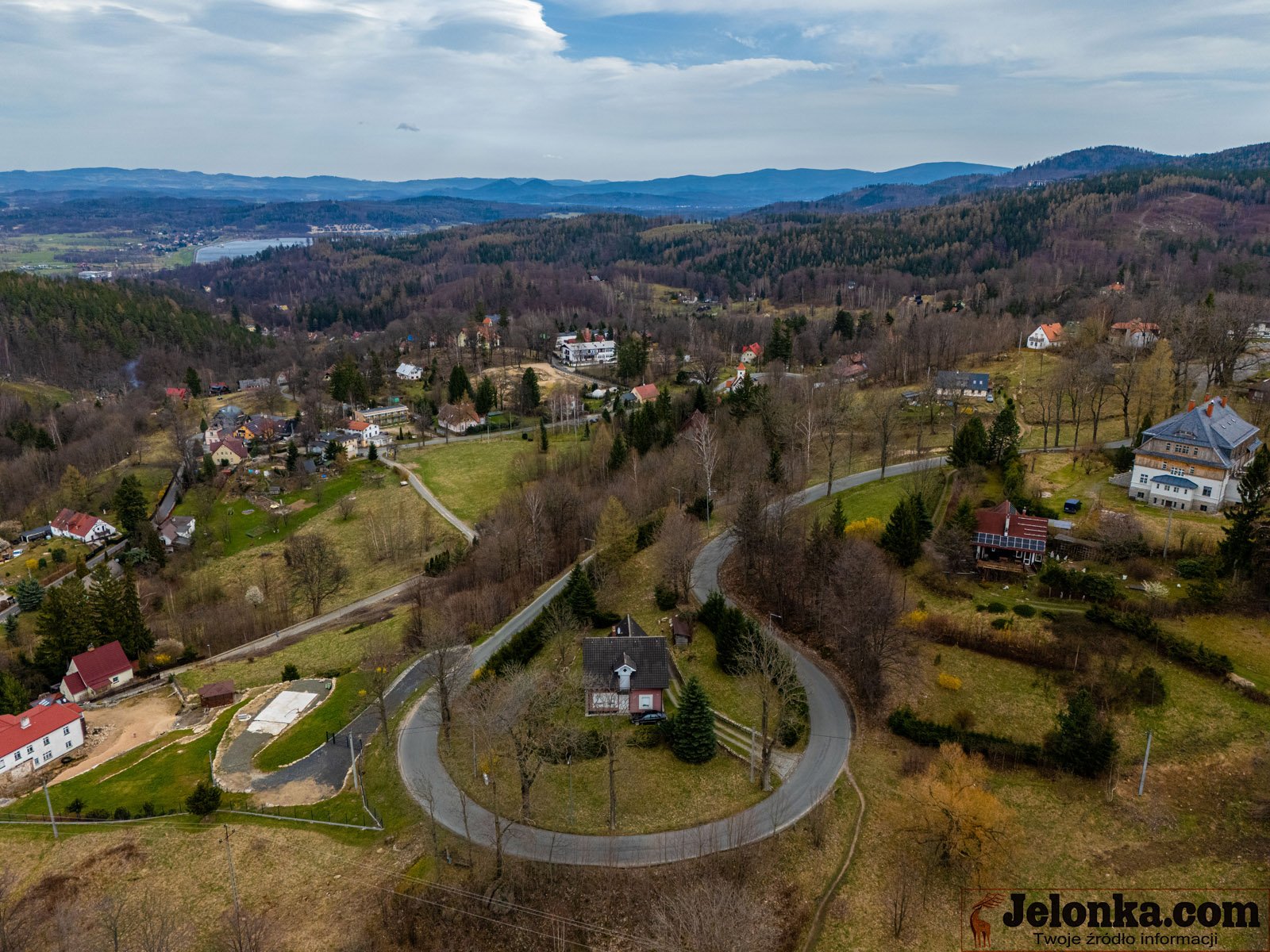 powiat-wyremontuje-dziurawa-droge-123584