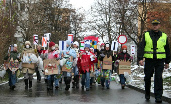 nie-palcie-smieci-krzyczay-dzieci-12373