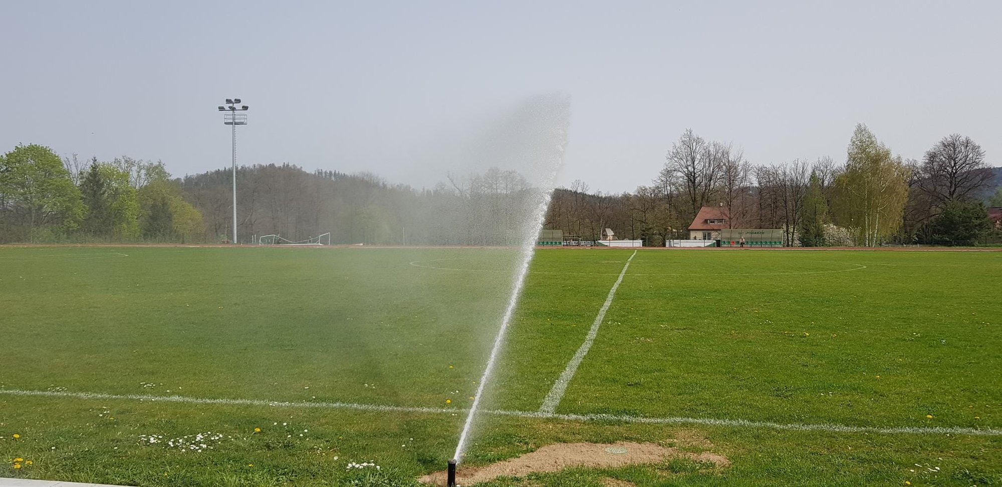nowy-system-nawodnienia-na-stadionie-123815