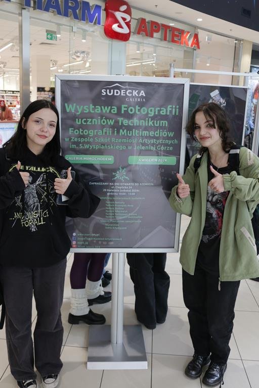 wystawa-fotografii-uczniow-rzemios-w-galerii-sudeckiej-123830