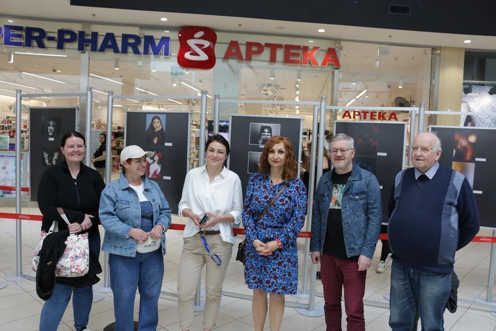 wystawa-fotografii-uczniow-rzemios-w-galerii-sudeckiej-123830