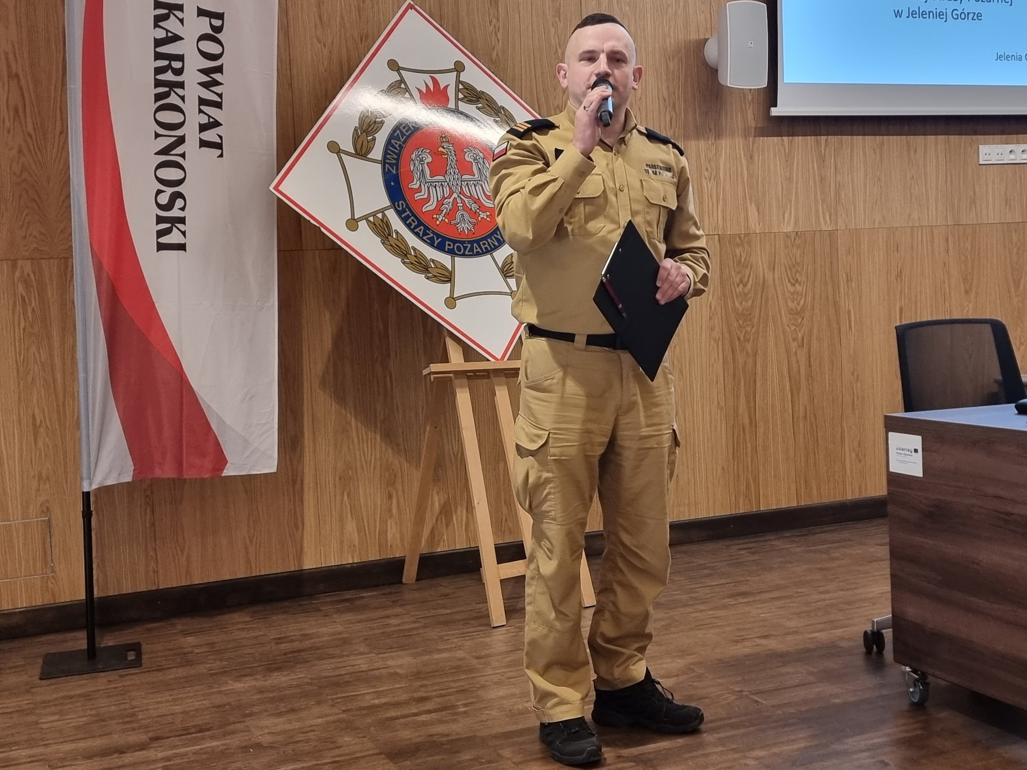 modziez-zapobiega-pozarom-123847