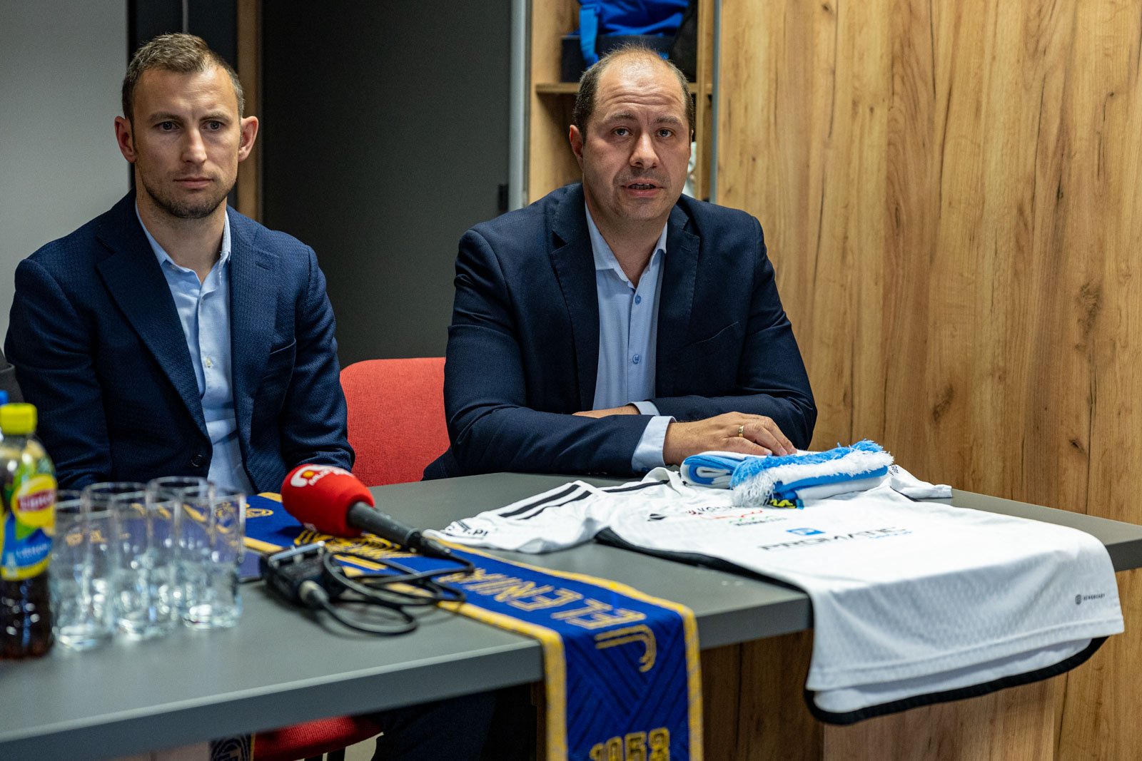 prowadzi-klub-z-ekstraklasy-teraz-czas-na-karkonosze-123912
