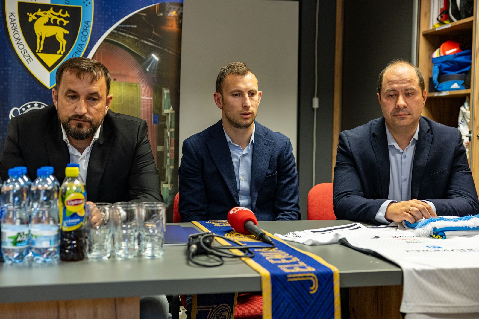 prowadzi-klub-z-ekstraklasy-teraz-czas-na-karkonosze-123912