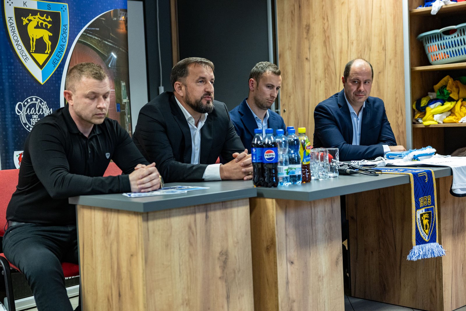 prowadzi-klub-z-ekstraklasy-teraz-czas-na-karkonosze-123912