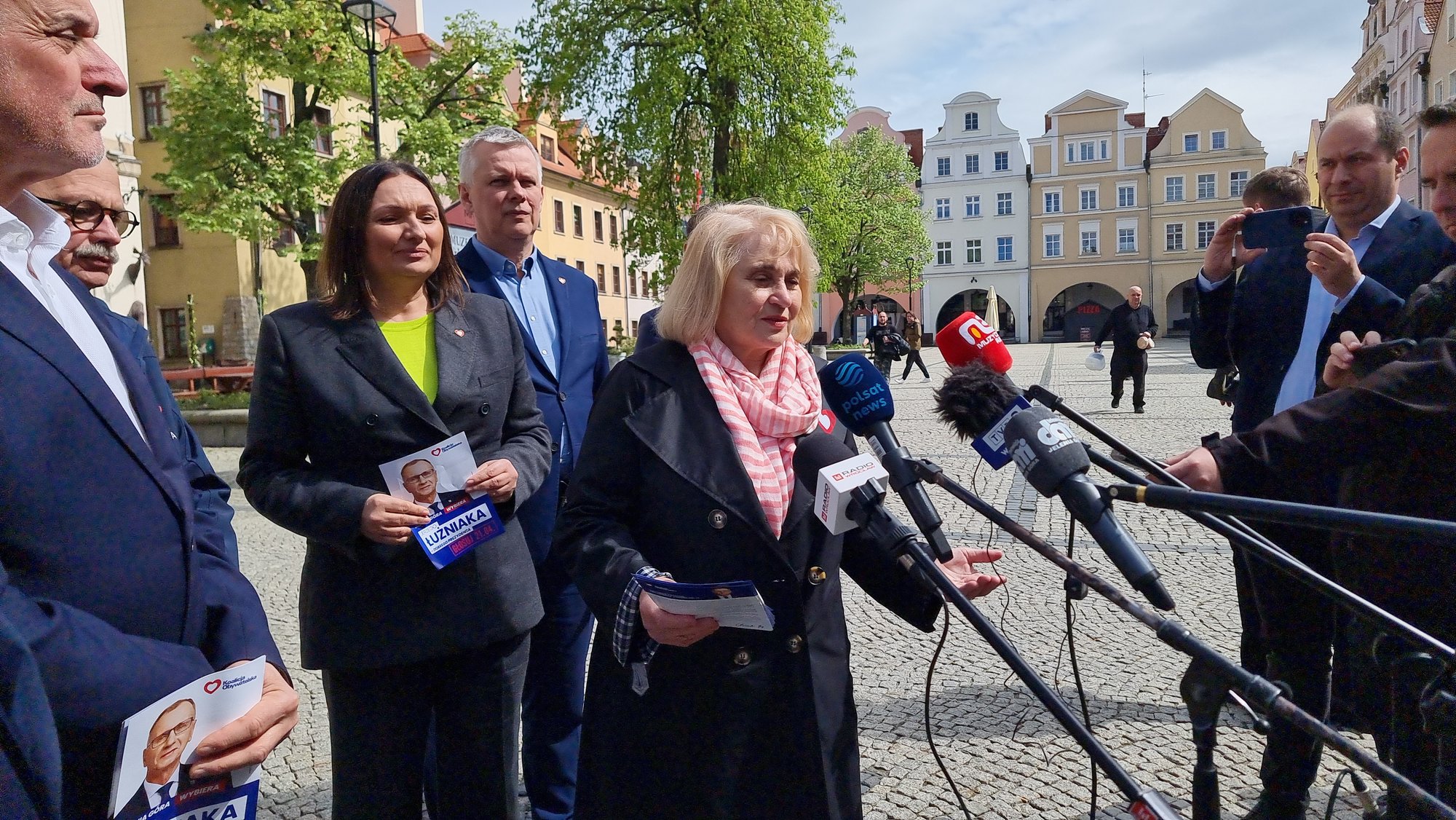minister-wicemarszaek-i-prezydent-ze-wsparciem-dla-j-uzniaka-123918