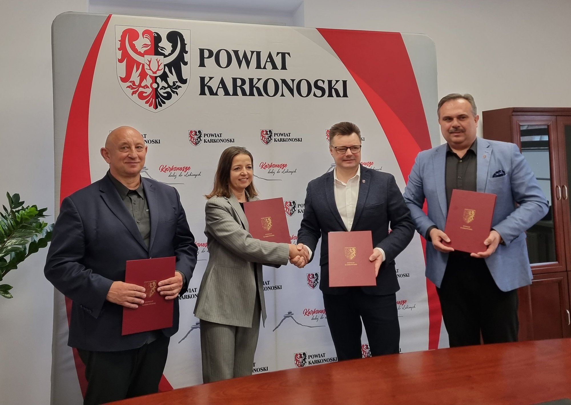 powiat-wyremontuje-droge-przez-wies-123933