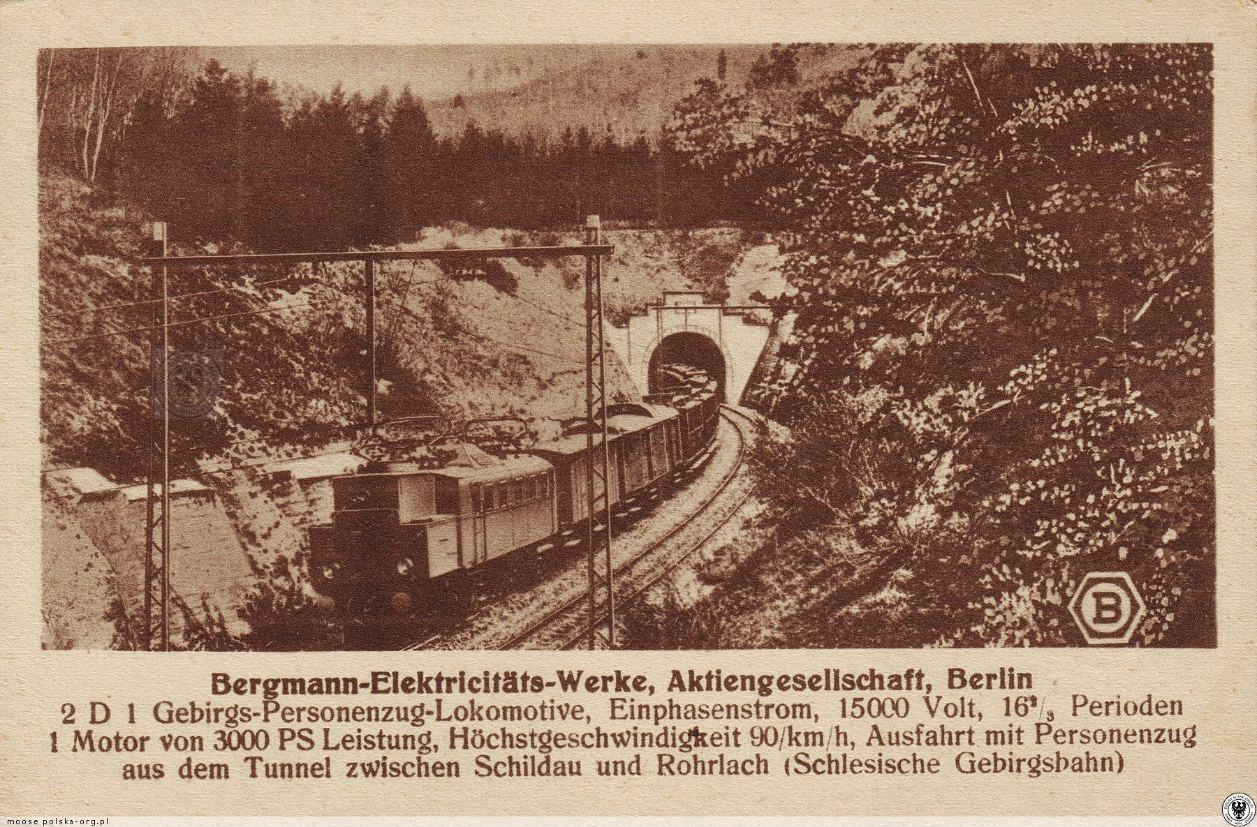 dwa-pociagi-zmieszcza-sie-w-tunelu-124005