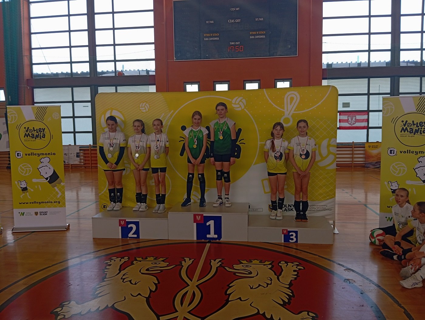 staney-na-podium-w-katach-wrocawskich-124040