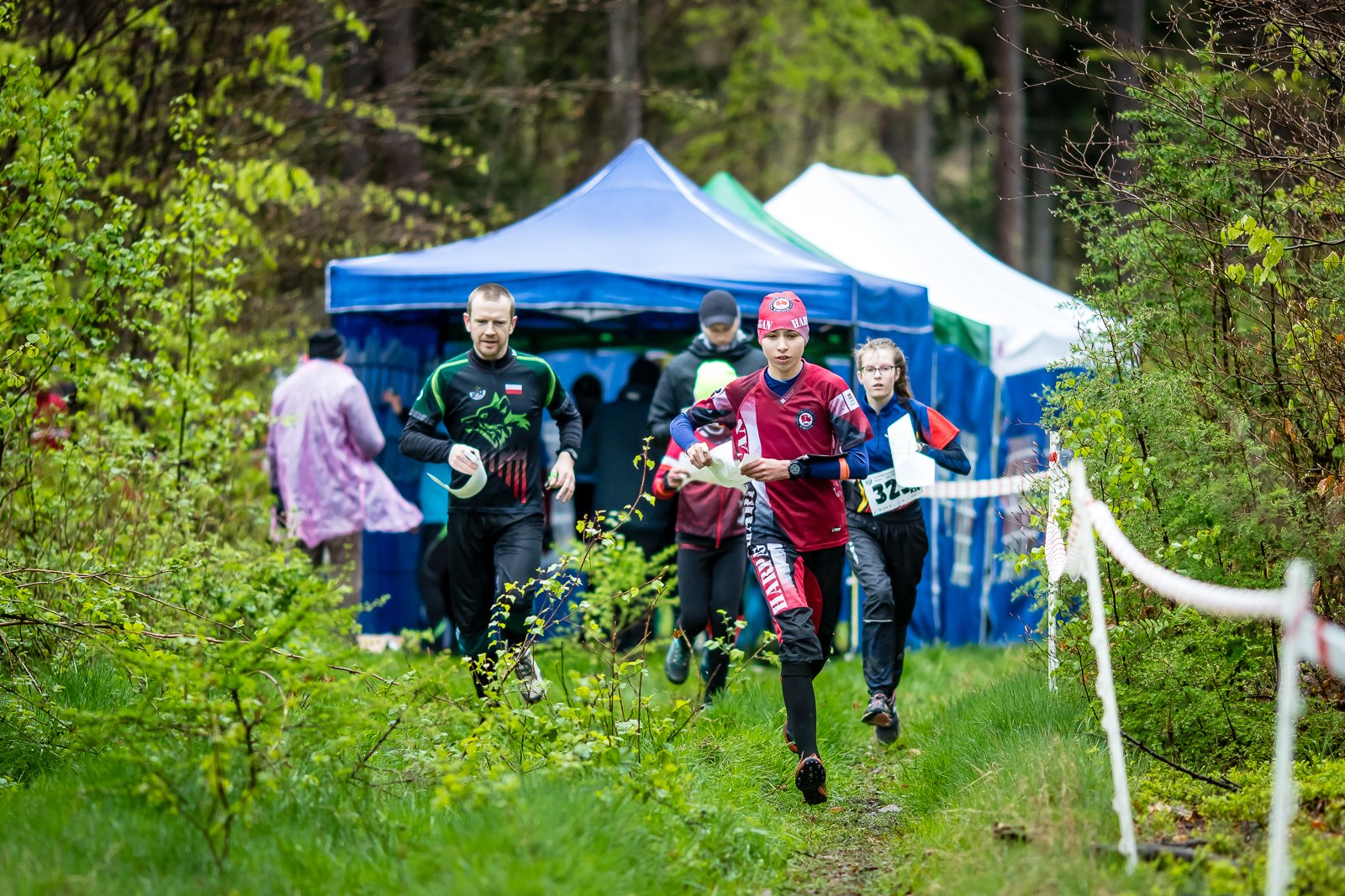 ponad-800-biegaczy-na-orientacje-odwiedzio-jelenia-gore-124085