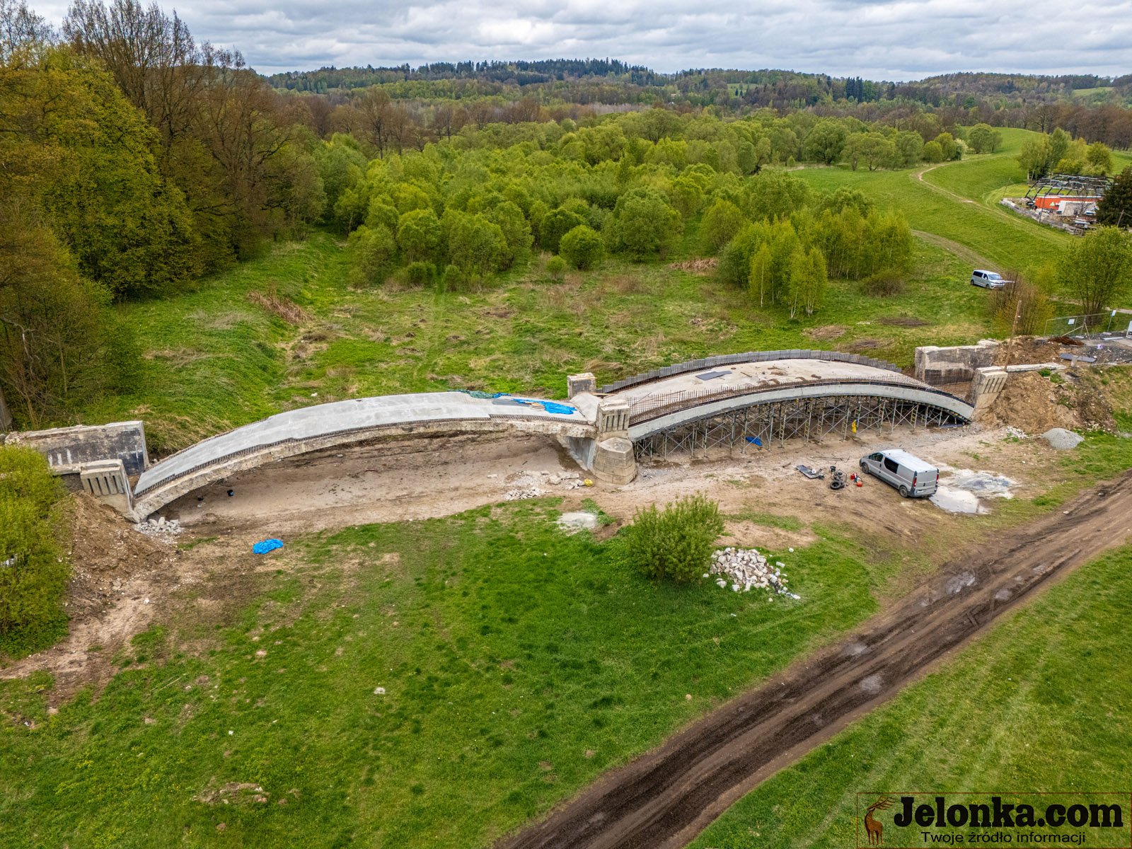 powiat-kontynuuje-remont-mostu-124104