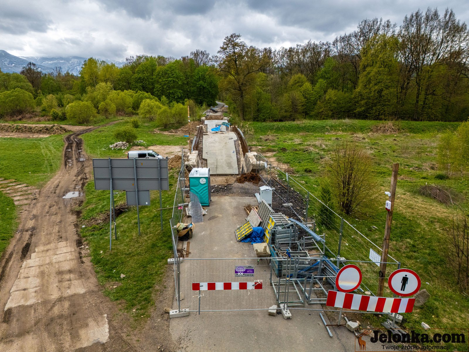 powiat-kontynuuje-remont-mostu-124104