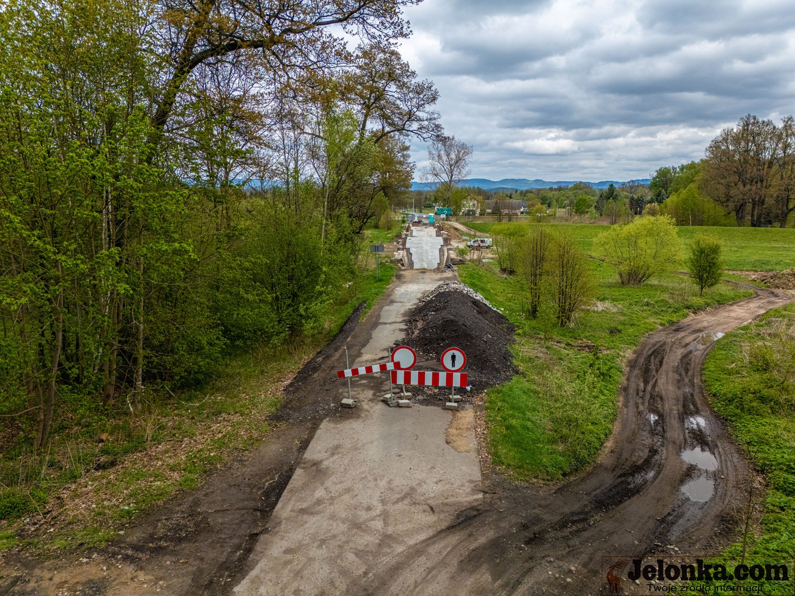 powiat-kontynuuje-remont-mostu-124104