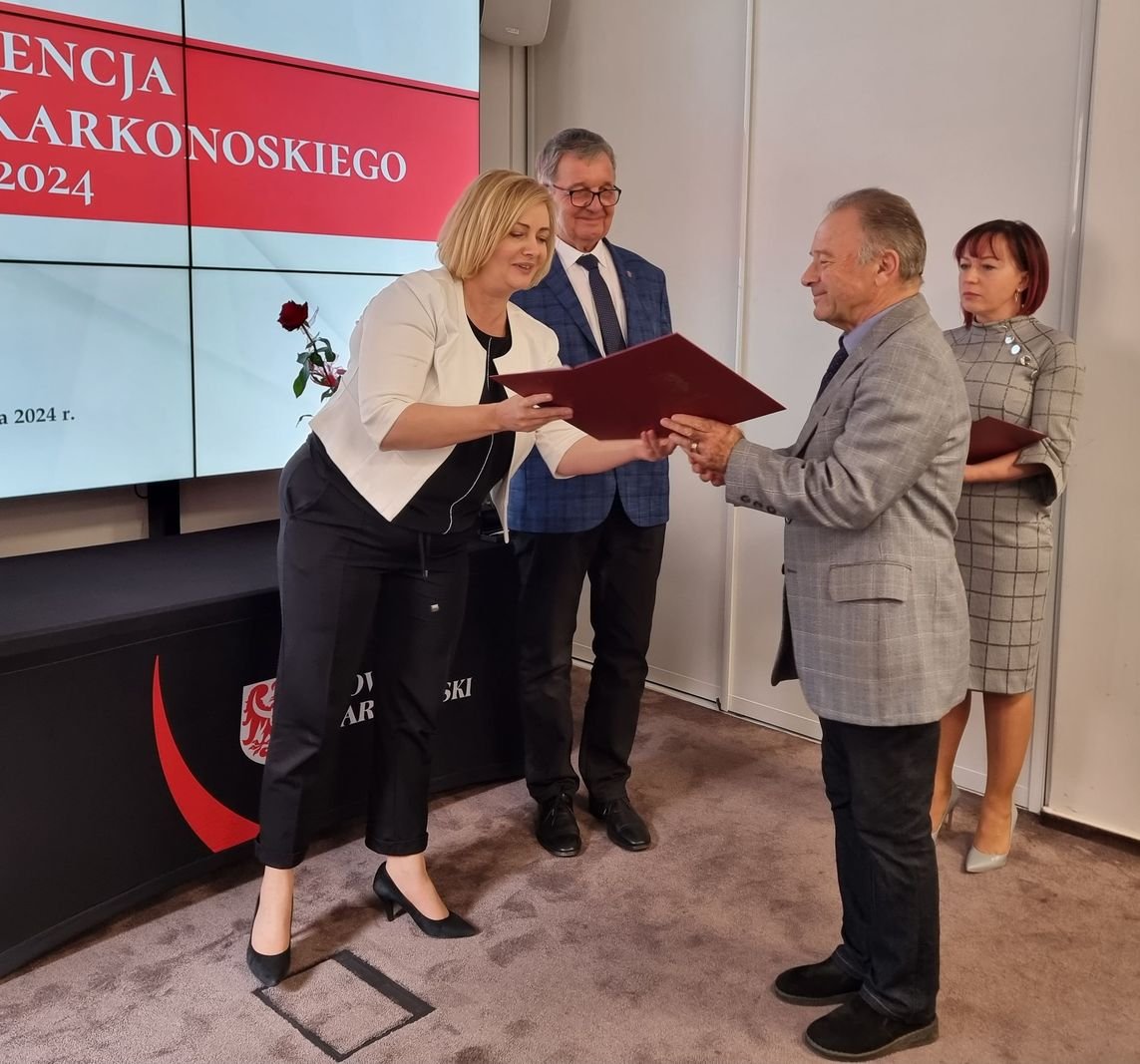 ostatnia-sesja-w-powiecie-124142
