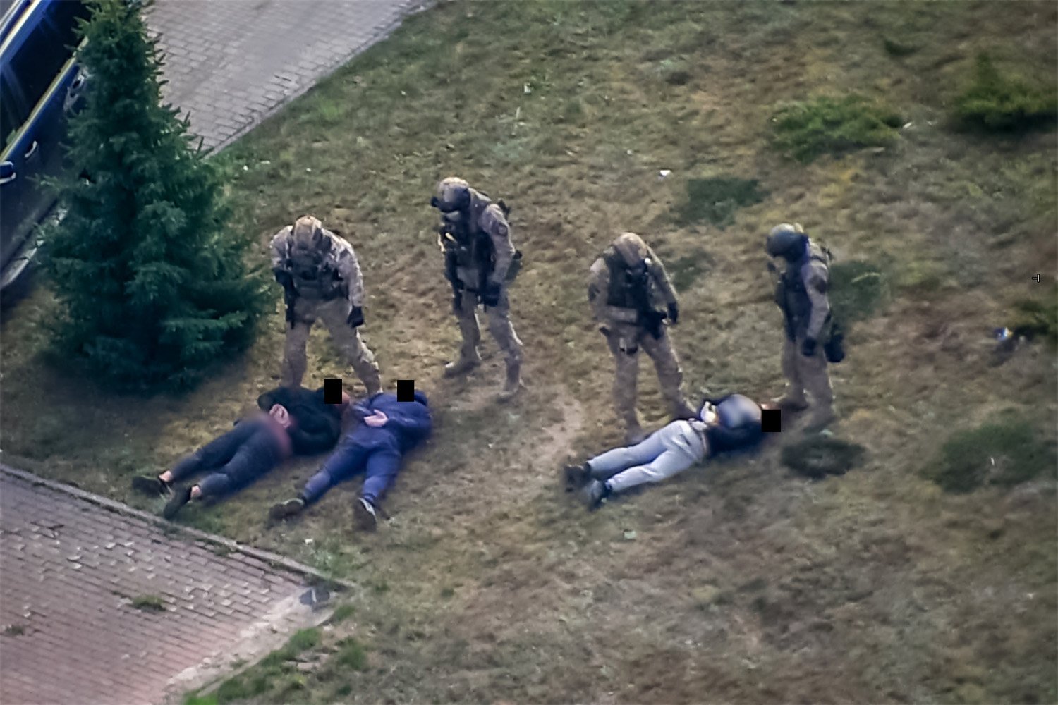 najazd-policji-na-fabryke-narkotykow-124201