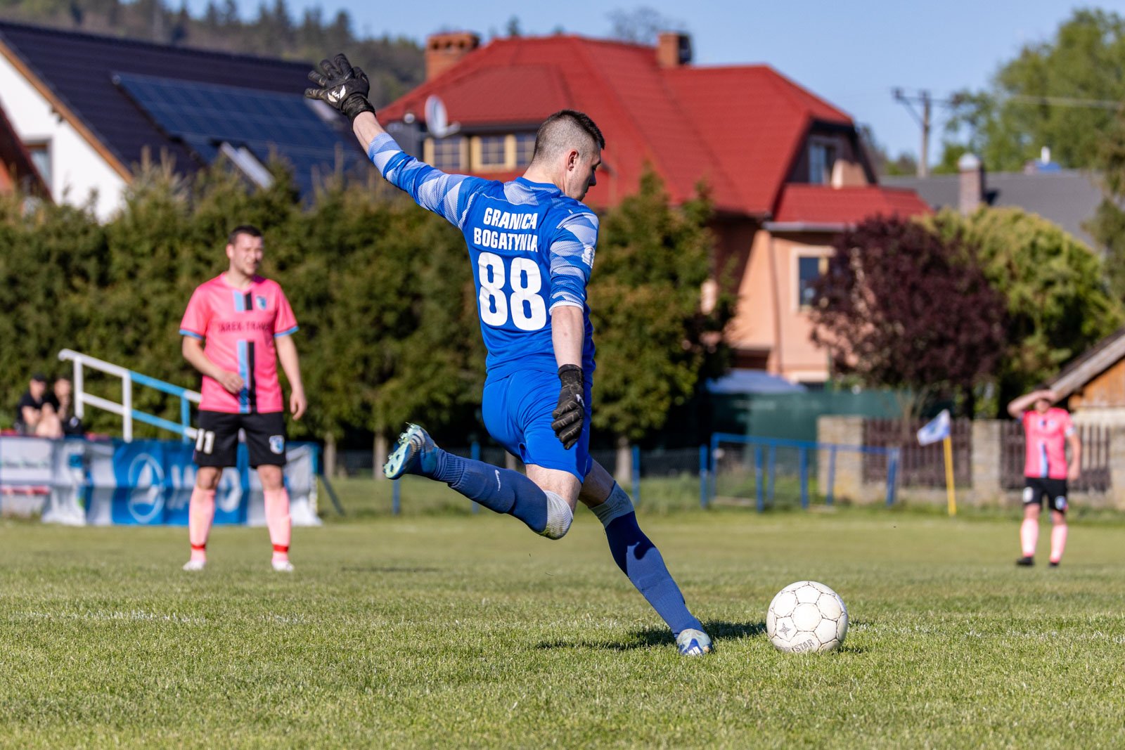 klops-lotnika-w-starciu-z-granica-124204