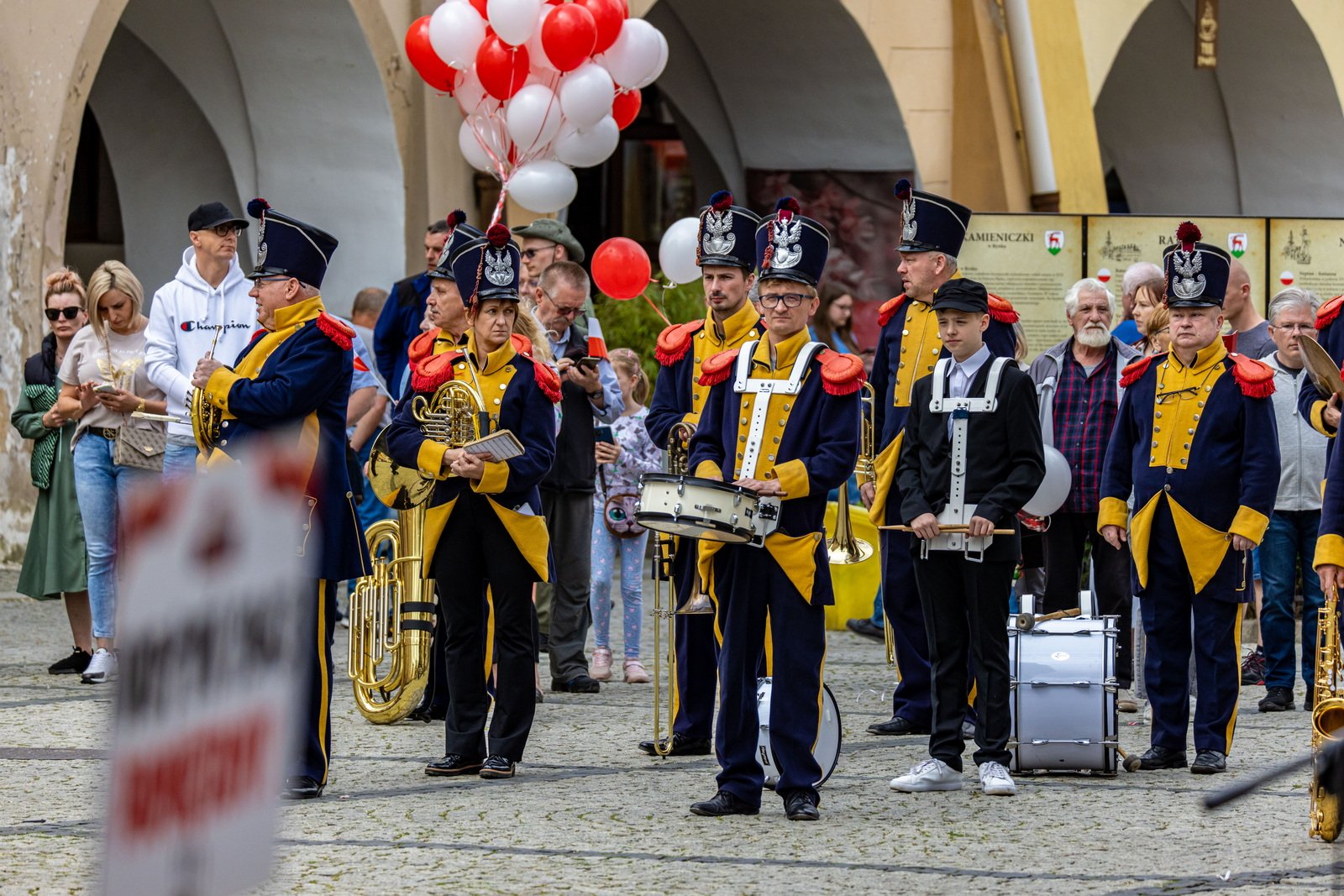 uroczystosci-3majowe-fotogaleria-nagranie-z-drona-124315