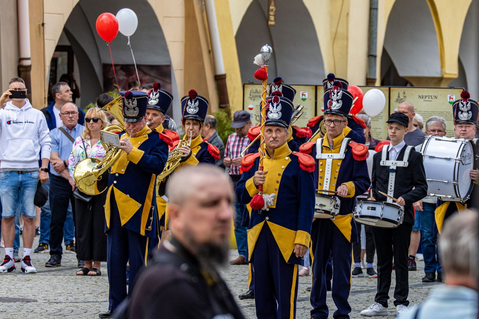 uroczystosci-3majowe-fotogaleria-nagranie-z-drona-124315