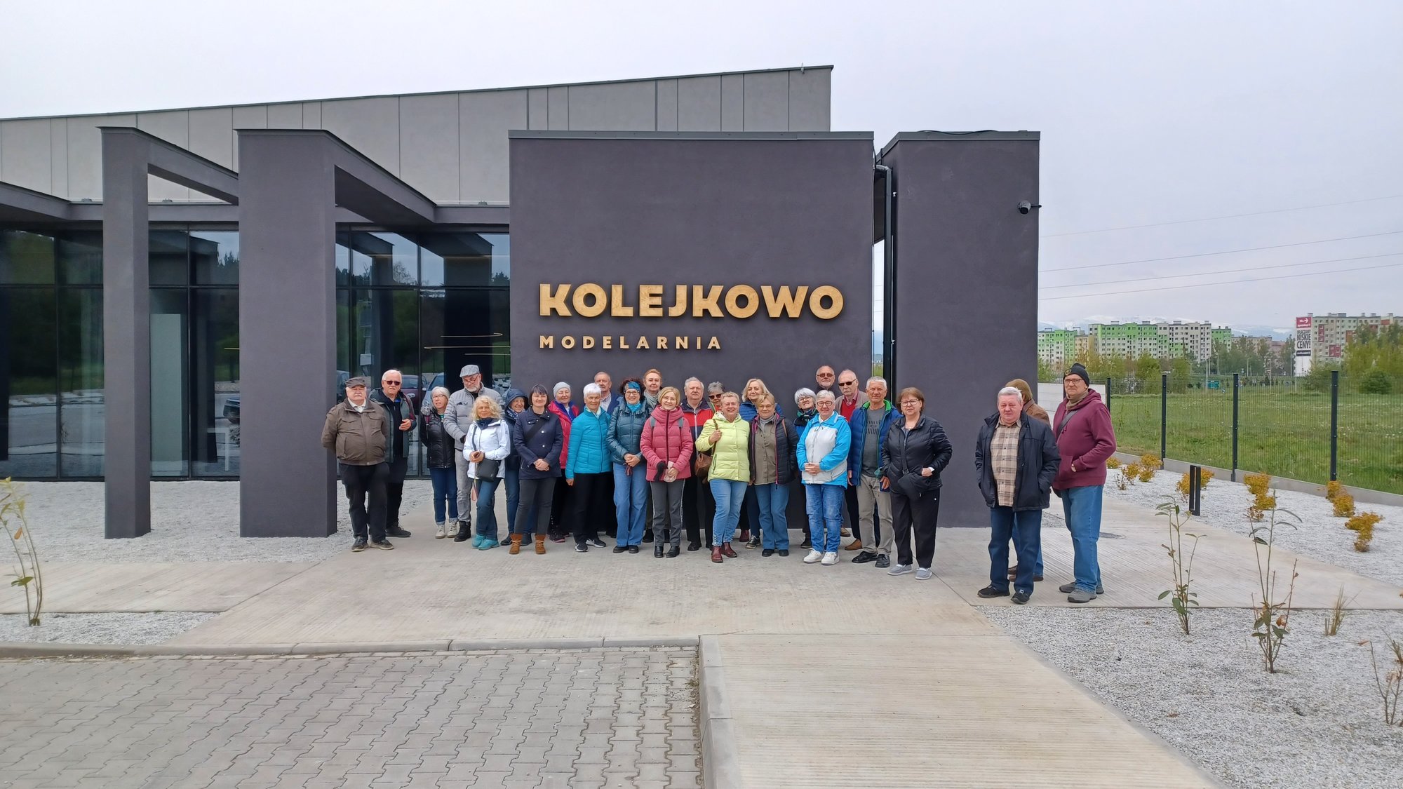spacerkiem-do-kolejkowa-124325