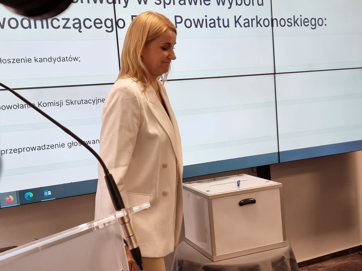 pierwsza-sesja-w-powiecie-124433