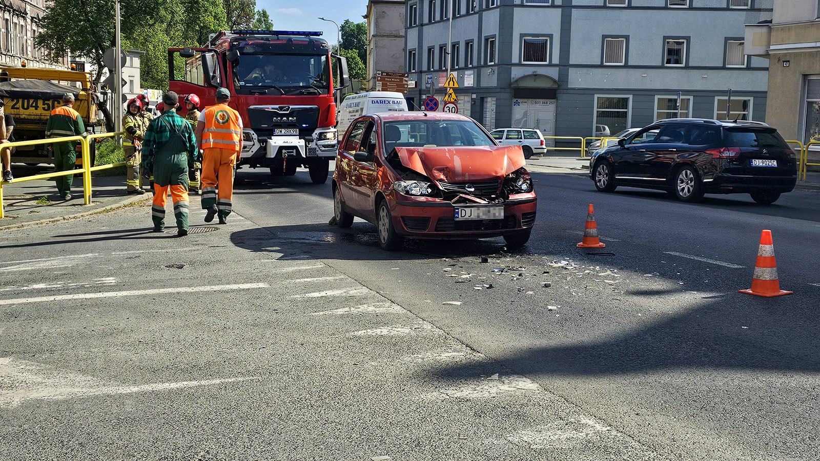 fiat-ford-i-seat-zderzyy-sie-na-wolnosci-124498