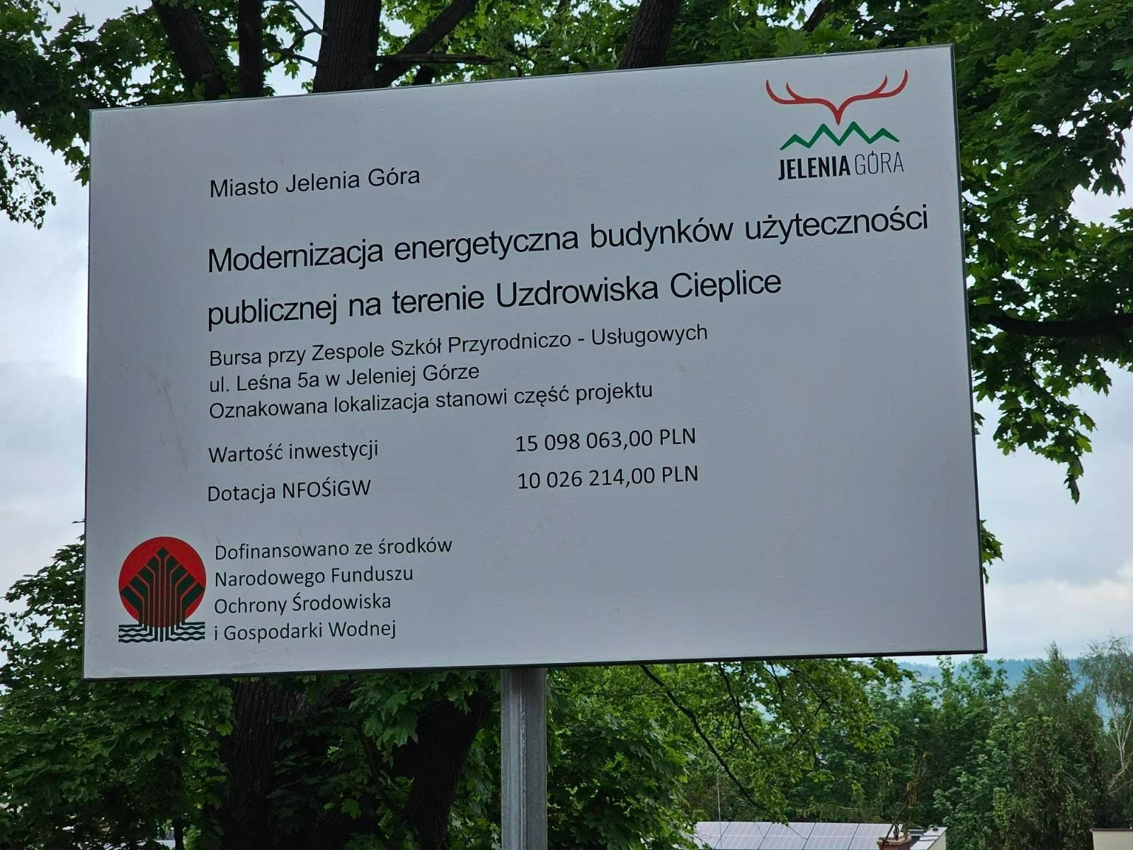 trwa-ocieplanie-bursy-124530
