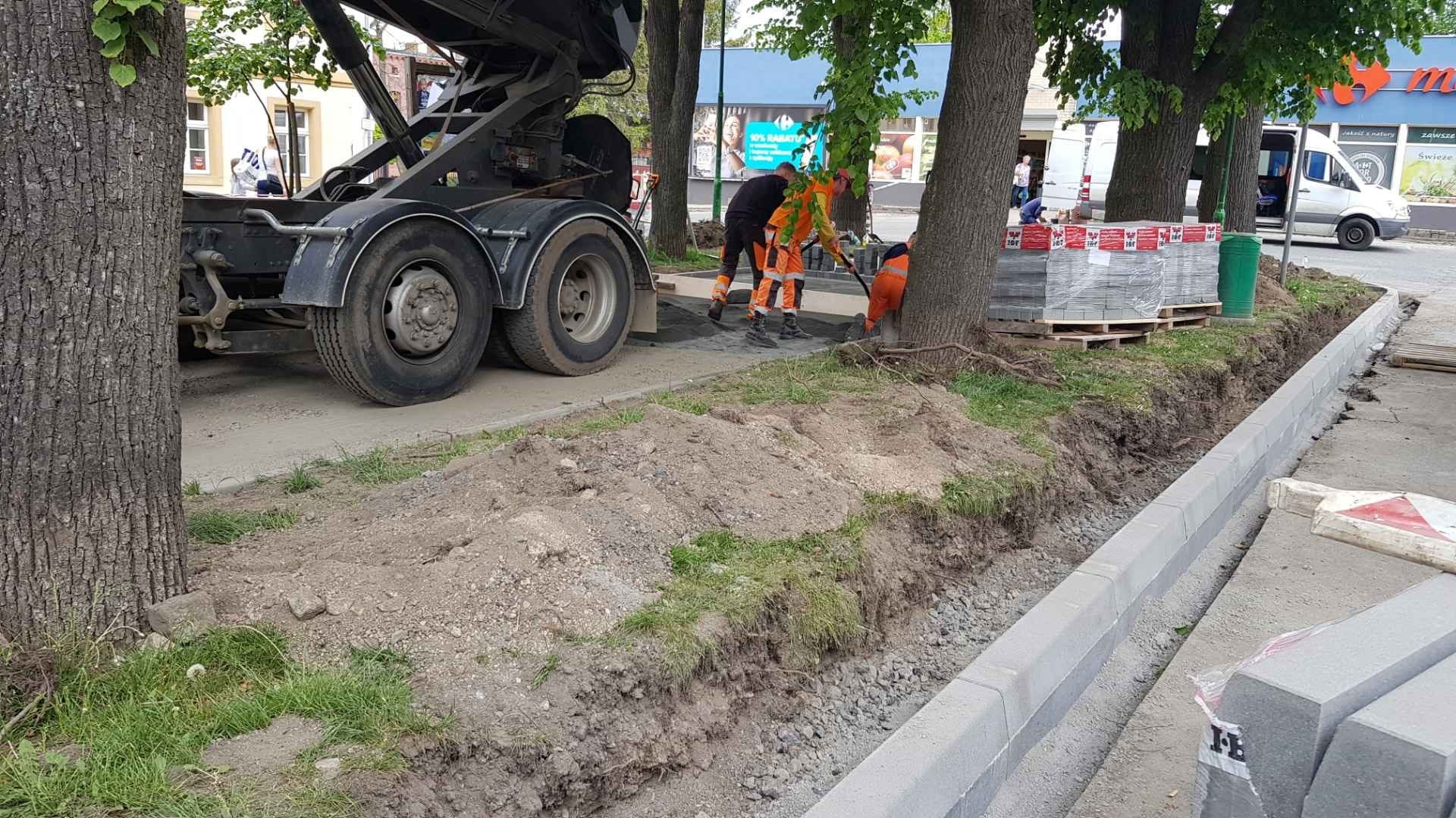 bedzie-nowy-parking-i-przejscia-dla-pieszych-124548